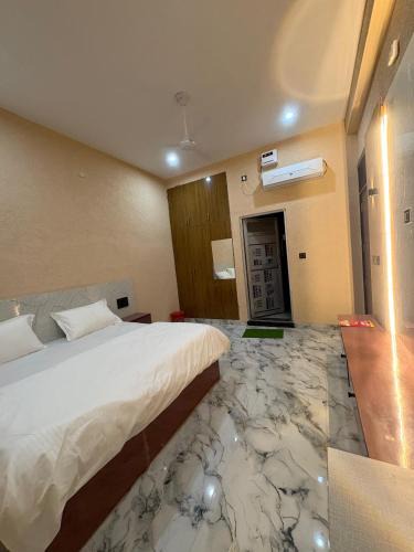 Mahwah Hotel | Hotel Keshav Palace