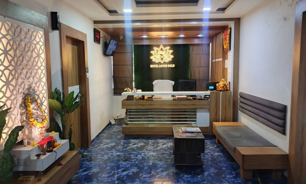 Vadodara Hotel | HOTEL LOTUS GOLD