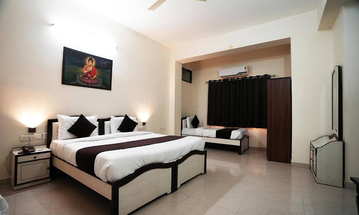 Udaipur Hotel | Hotel Lotus Inn