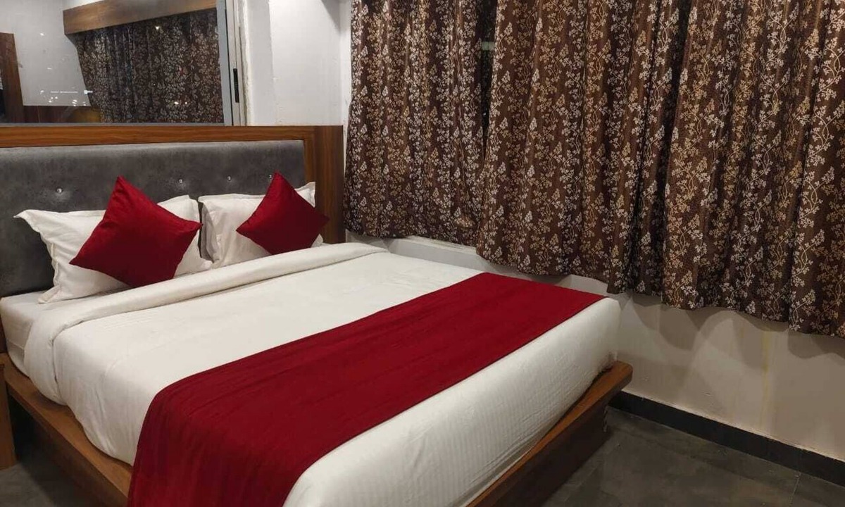 Ahmedabad Hotel | HOTEL MARUTI R