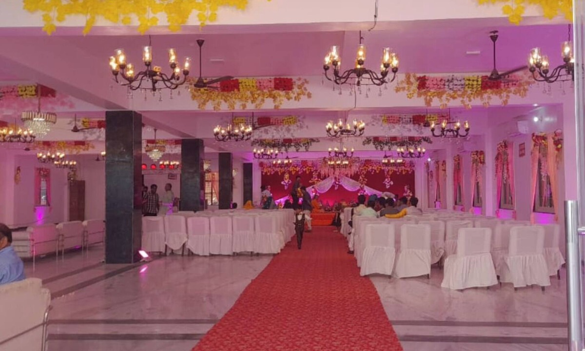 Kanpur Hotel | Hotel MeenakshI Palace Kanpur
