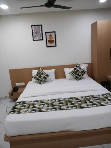 Sanand Hotel | Hotel meghshyam