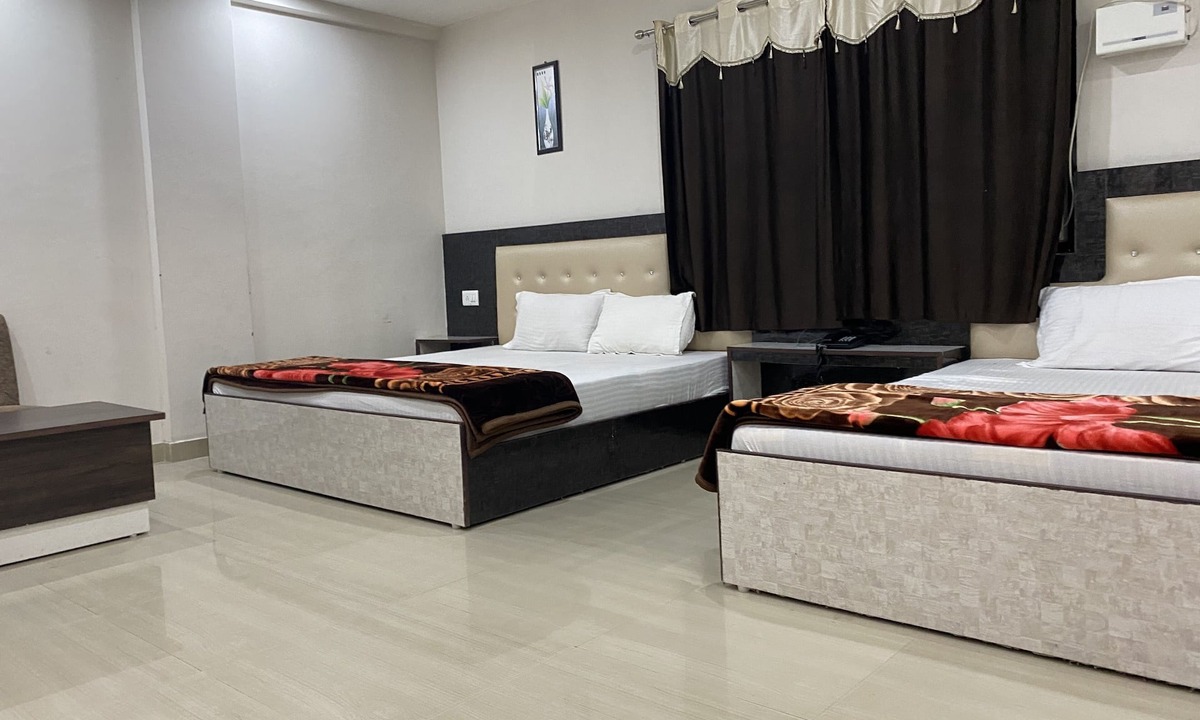 Mayapur House | Hotel Nature Plaza