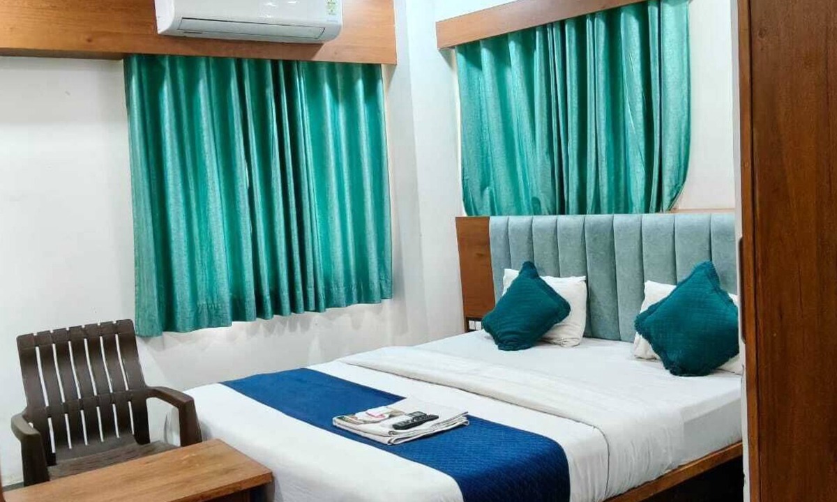 Ahmedabad Hotel | Hotel New Vinayak
