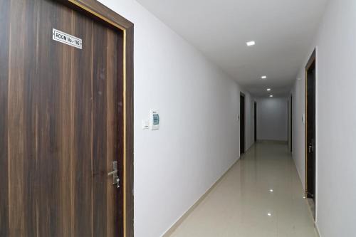 Faridabad Hotel | Hotel O by OYO The Belgium