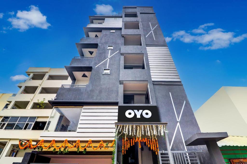 Manikonda Hotel | Hotel O Dream Elite Near Golconda Fort
