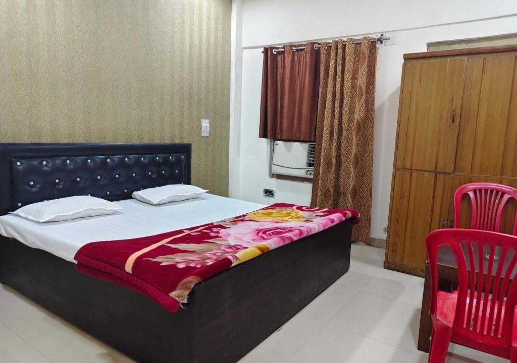 Lakhimpur Hotel | Hotel O Jhandi Palace