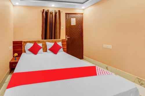 Chembur East Hotel | Hotel O Manas Residency