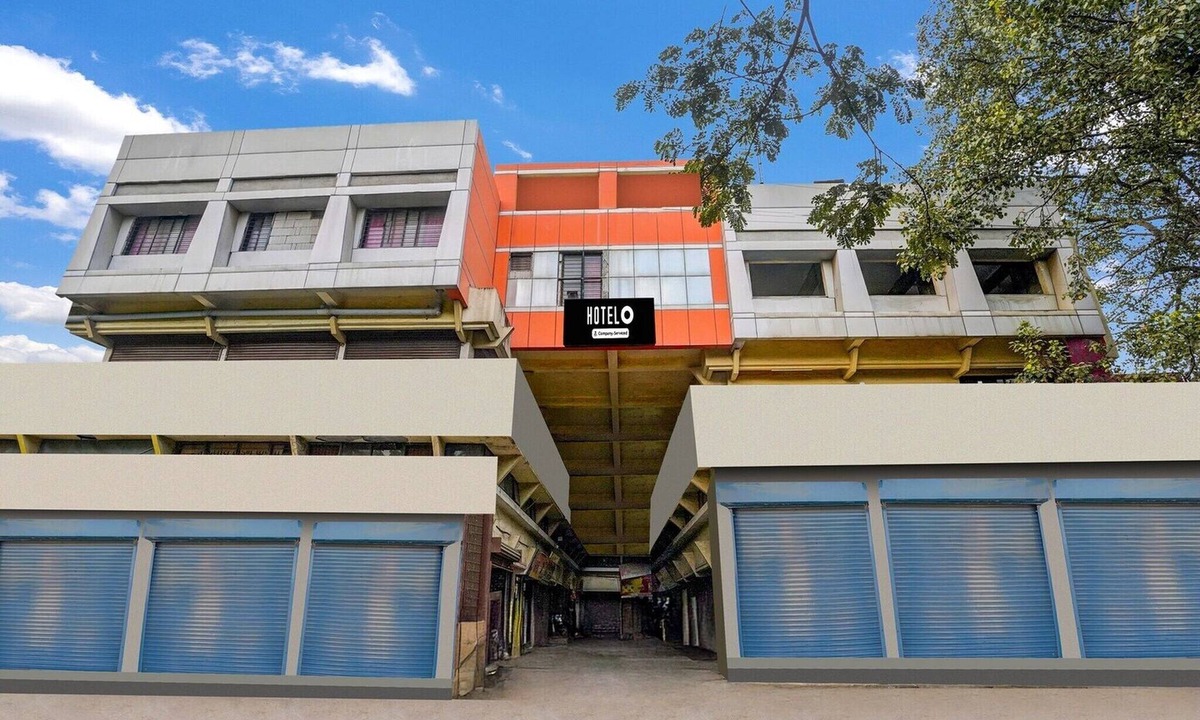 Nashik House | Hotel O Nashik Road Railway Station