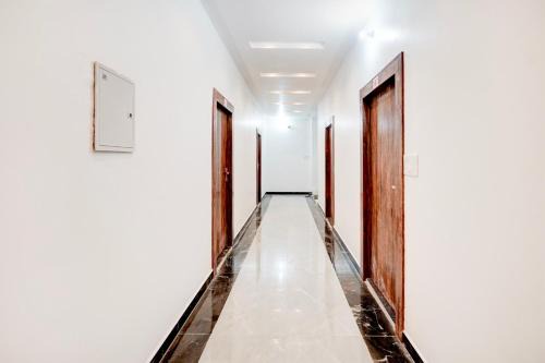 Phulpur Hotel | HOTEL O SAMRAT INN