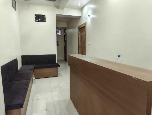 Alambagh Hotel | Hotel O Sapphire Grand