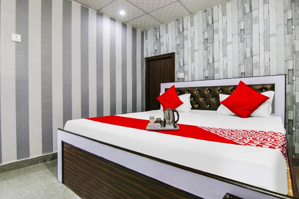 New Delhi Hotel | Hotel O Vikal Stay