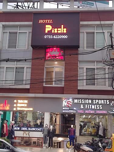 Bhopal Hotel | Hotel Pisals