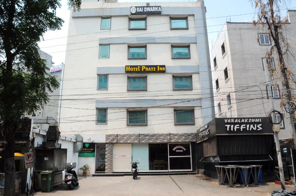 Gachibowli Hotel | Hotel Pratz Inn