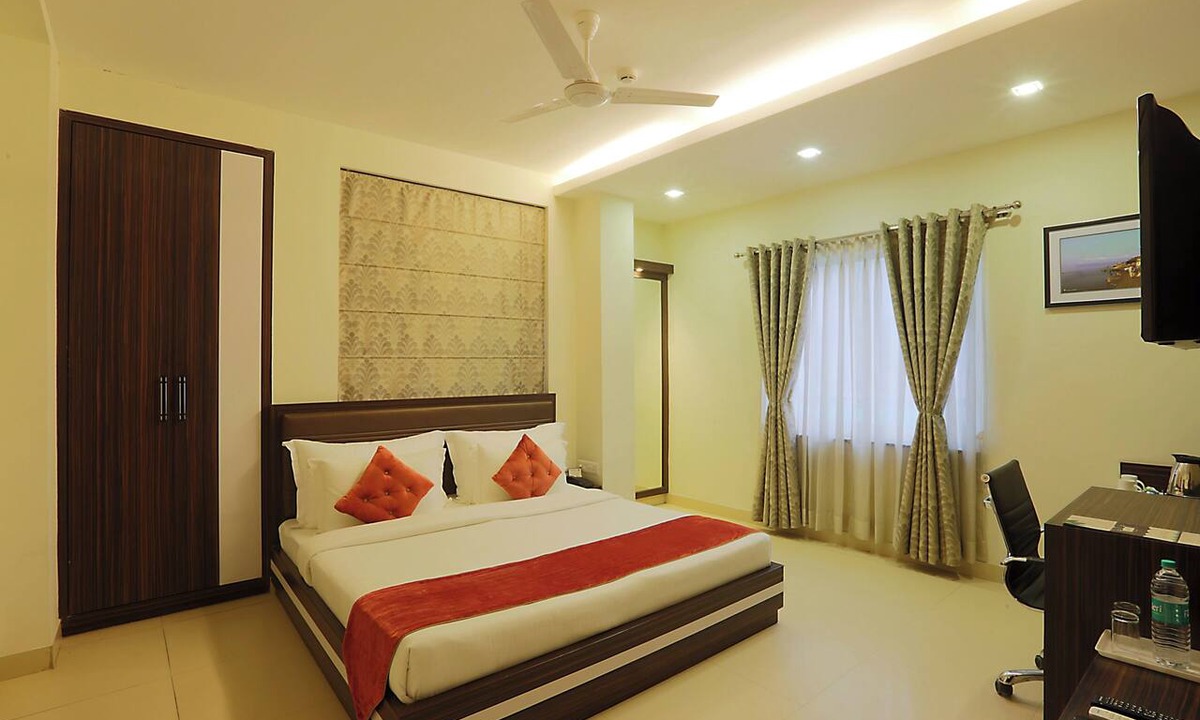 Lanka Hotel | Hotel Premiere Villa