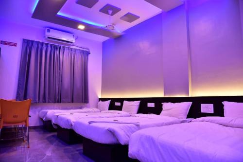 Akalkot Hotel | Hotel President Palace, Akkalkot