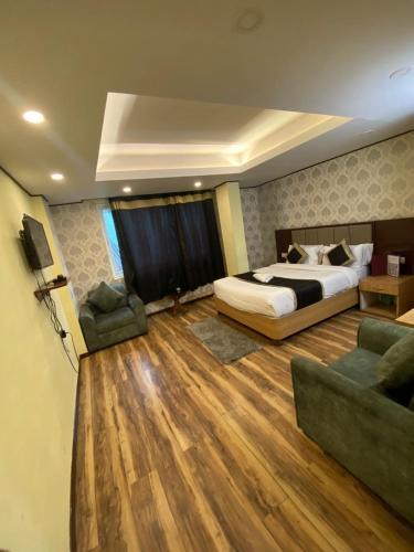 Vrindavan Hotel | Hotel Prime - Near Prem Mandir
