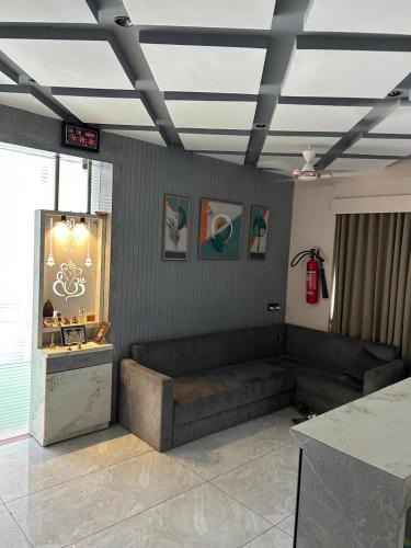 Navrangpura Hotel | Hotel Pulse