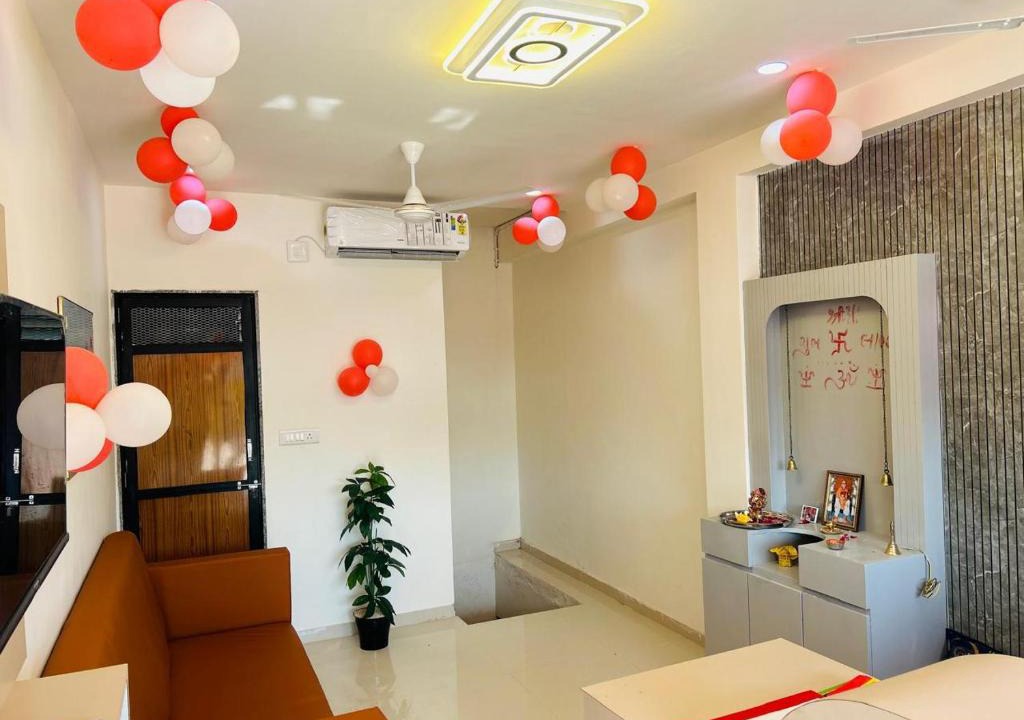 Gandhinagar Hotel | Hotel Royal Pride