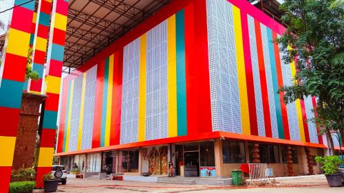 Shirdi Hotel | Hotel Sai Palkhi Niwara
