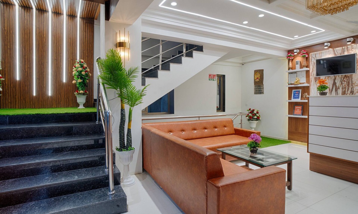 Vastrapur Hotel | Hotel Shital Inn