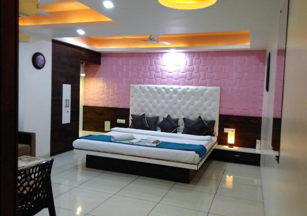 Chandkheda Hotel | HOTEL SIGMA INN