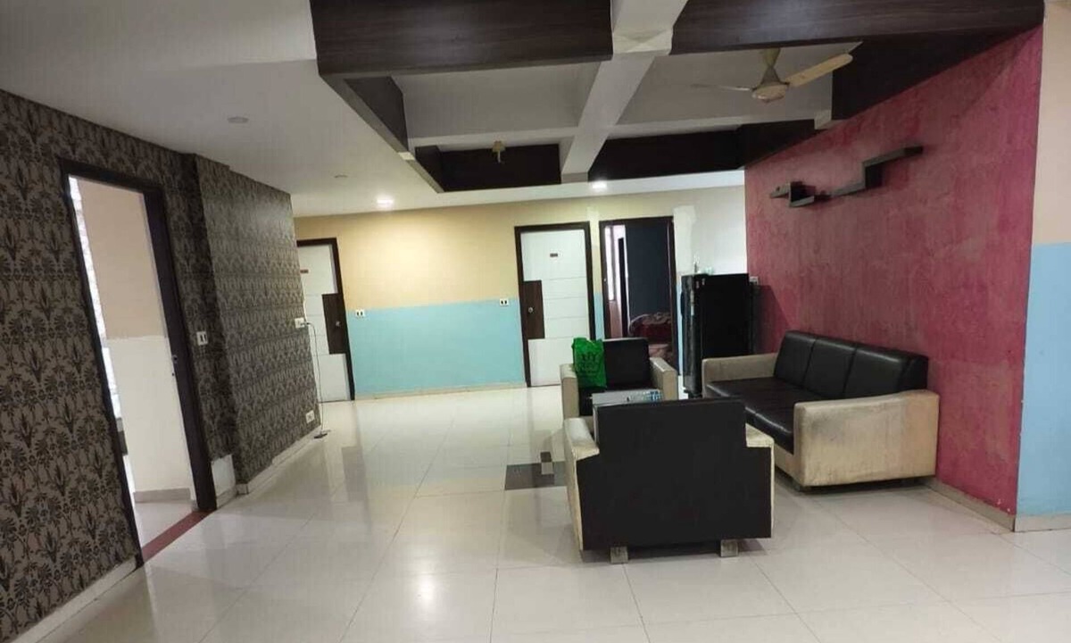 Ahmedabad Hotel | HOTEL SIGNOR