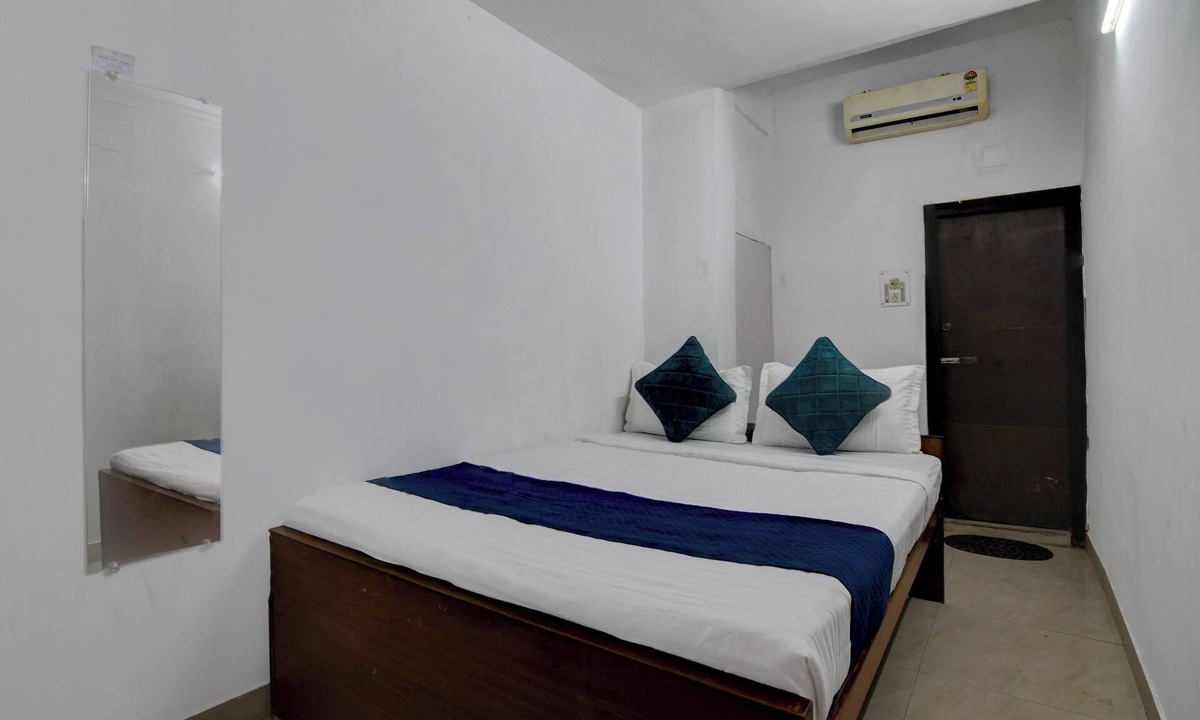 Sector 1 Hotel | Hotel Soft Petal