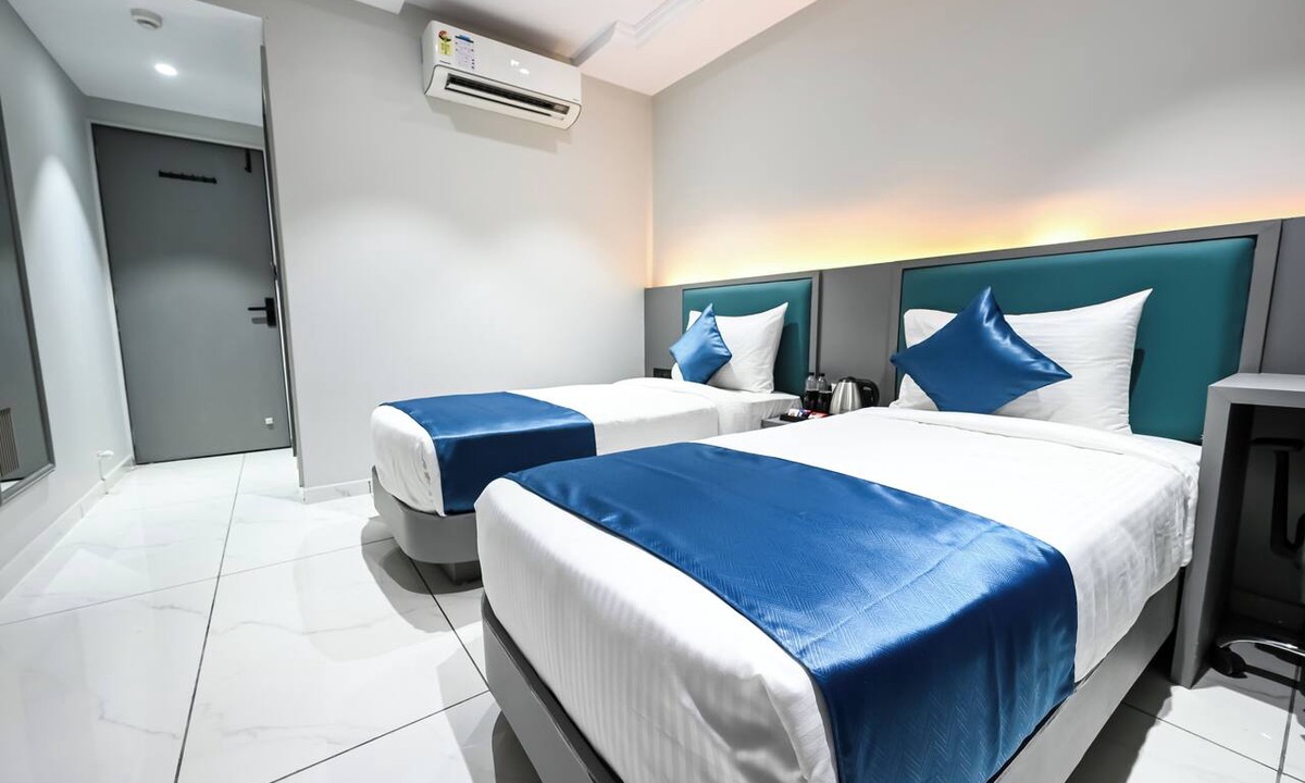 Ellis Bridge Hotel | Hotel Sun Lorem