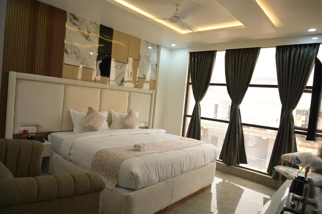 Danapur Hotel | Hotel Surya Inn