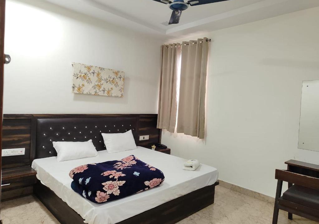 Basai Hotel | Hotel Taj Corridor