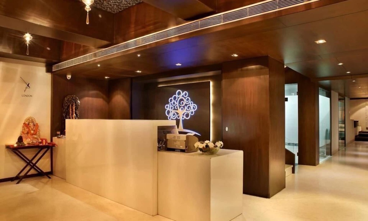 Raipur Hotel | Hotel The Golden Oak Central by Citrus Prime