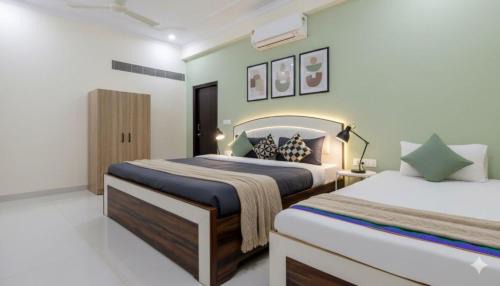 Taj Ganj Hotel | Hotel The Luxury F S Bliss Most Premium Rooms NearTaj Mahal ! Best Stay In Agra