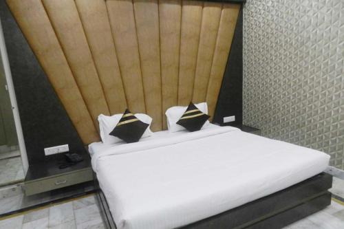 Kanpur Hotel | Hotel The Novelty