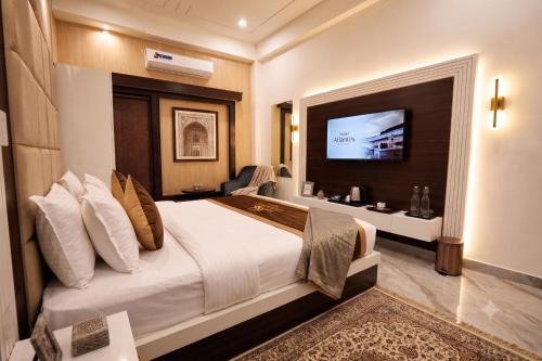 Agra Hotel | Hotel The Vantara By Signature Stayz