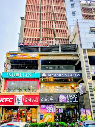 Gandhinagar Hotel | Hotel Vihaana