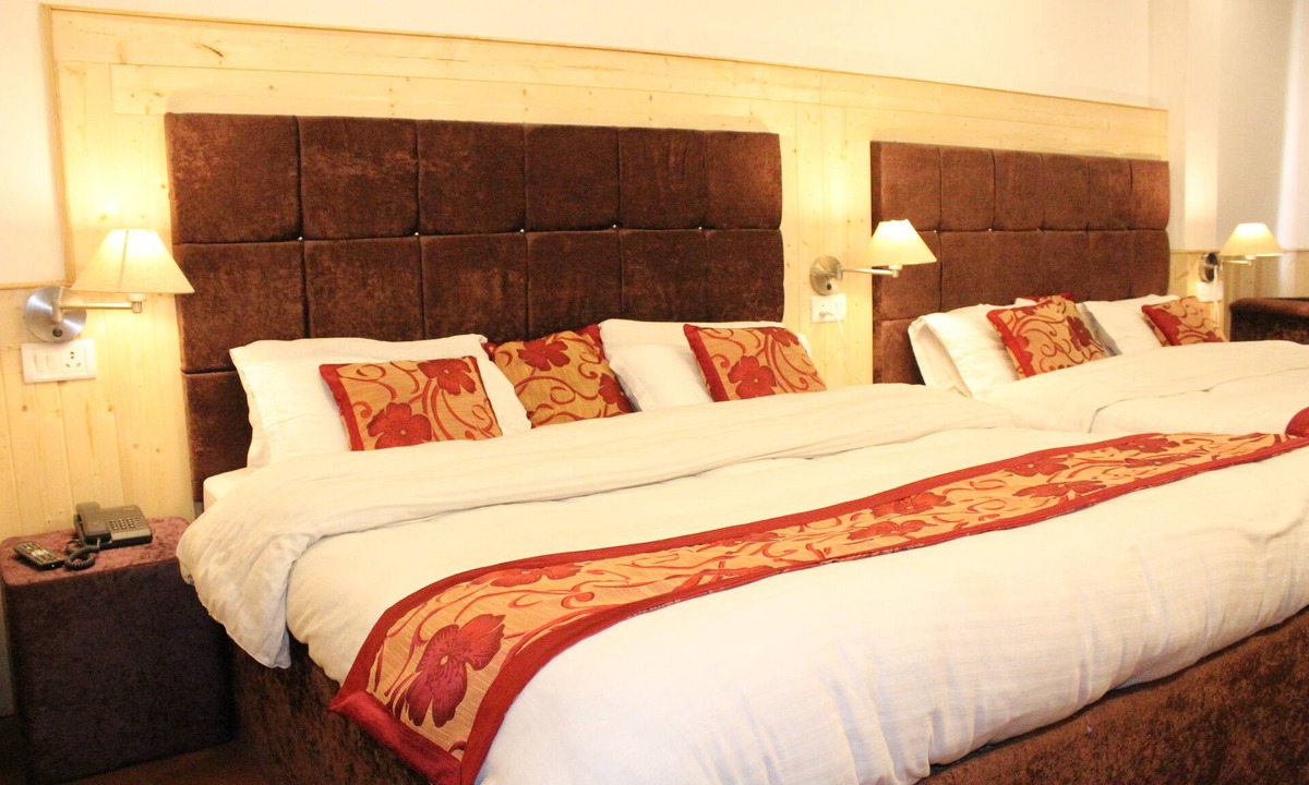 Narainkoti Hotel | hotel yadu vilas