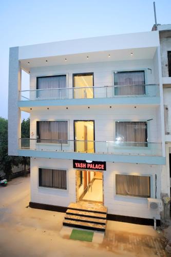 Taj Ganj Hotel | Hotel Yash Palace