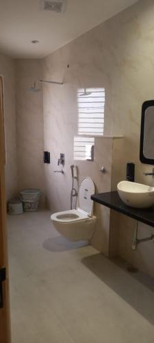 Etawah Hotel | Hotel Yuvaansh Banquet and Restuarant