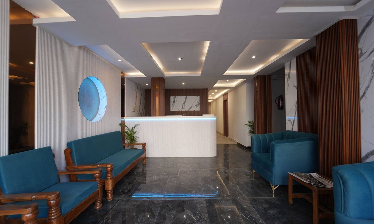 Civil Lines Hotel | Icon Residency Inn