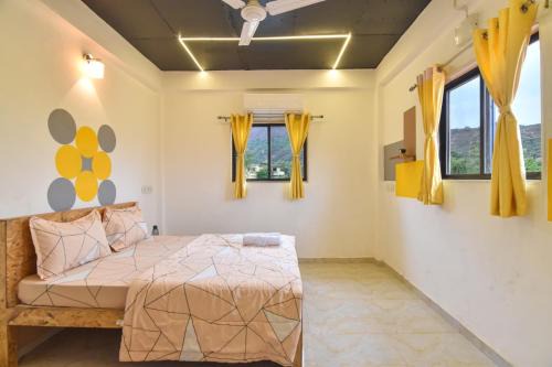 Lonavala Villa | II HOTEL ROOM Il COMMON POOL II MALAVALI II AC II