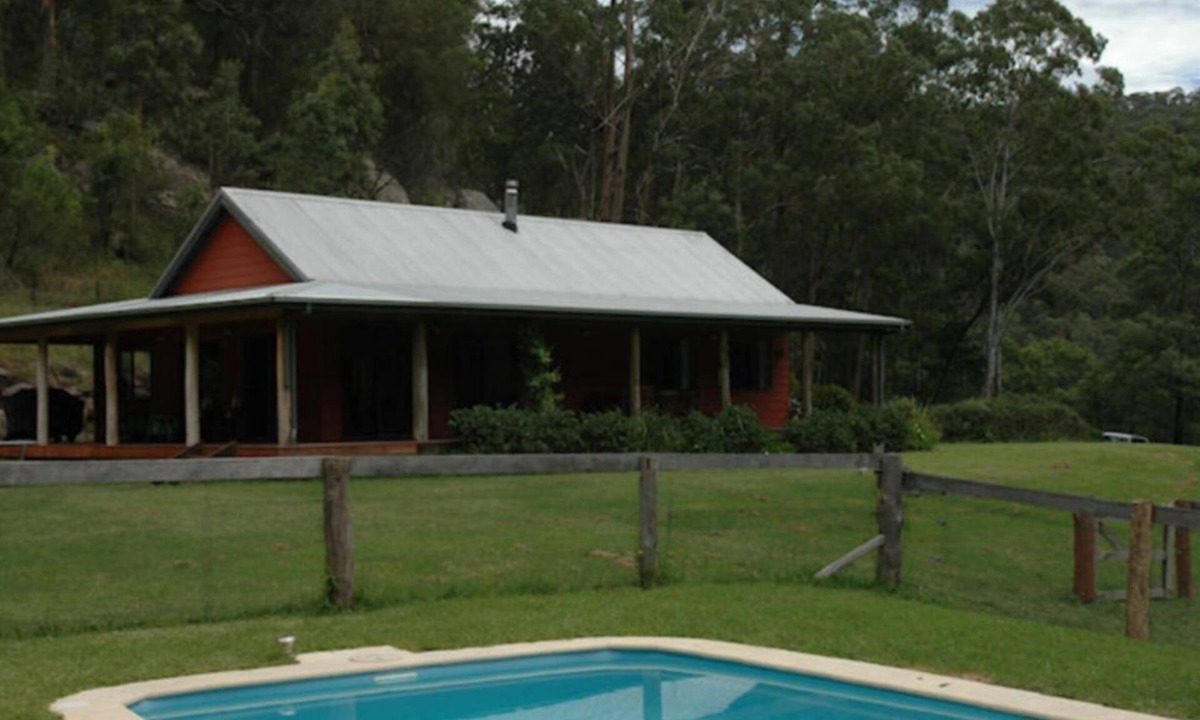 Laguna House | Ipakey Cottage - Laguna Getaway