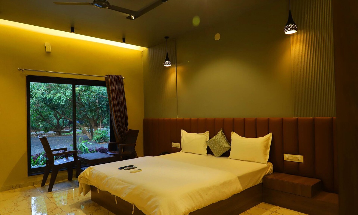 Talala Hotel | Iravati Resort