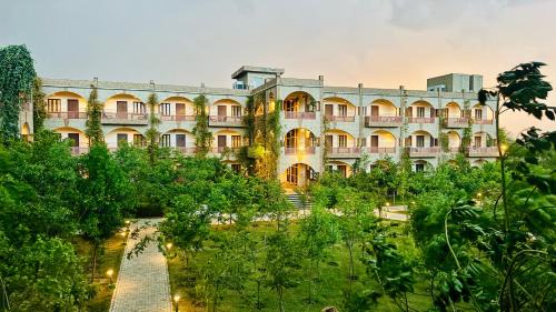 Mathura Hotel | ISKCON Govardhan Retreat Center