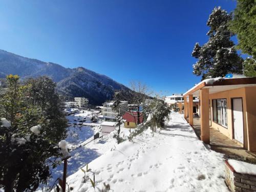 Pangot House | Janardan Resort Pangot