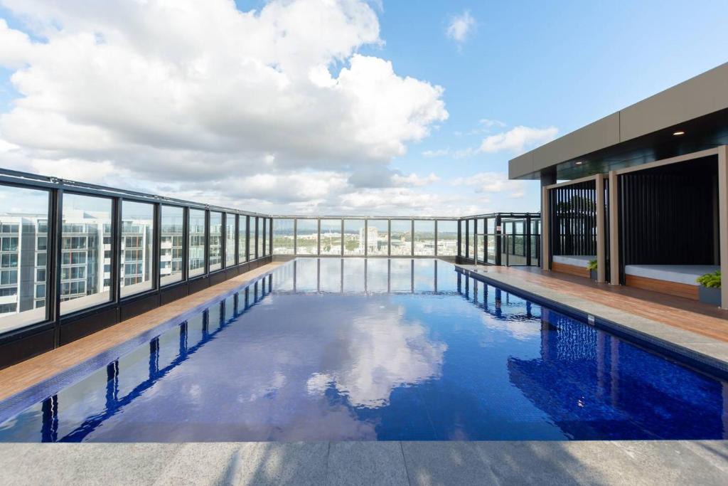 Wentworth Point Apartment | Japanese Style waterfront apt wt rooftop pool