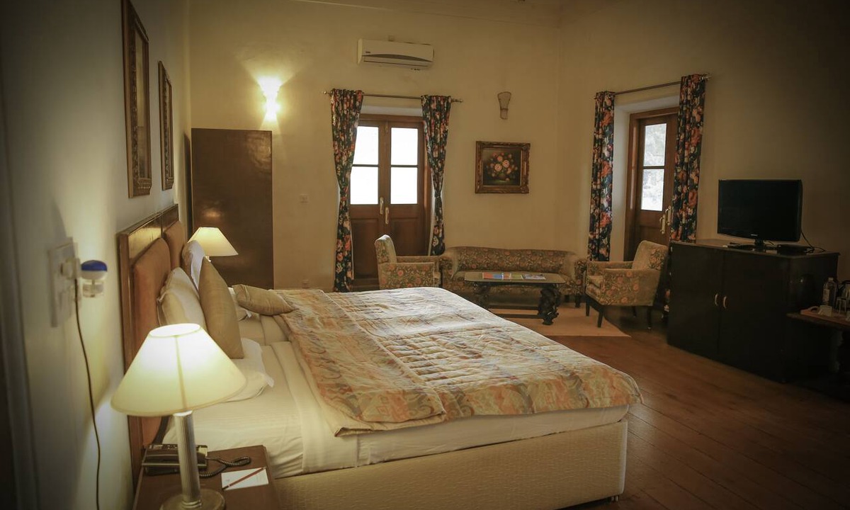 Bengaluru Hotel | Jayamahal Palace Hotel
