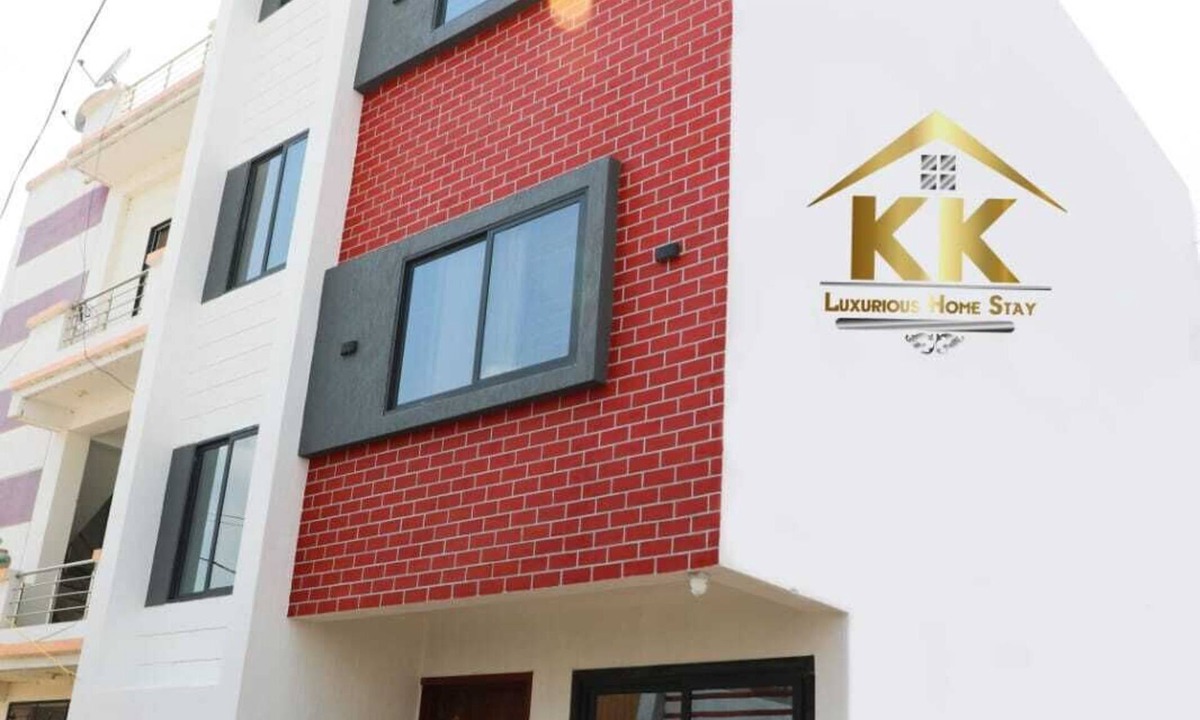Rajpipla Hotel | K K Luxurious Home Stay