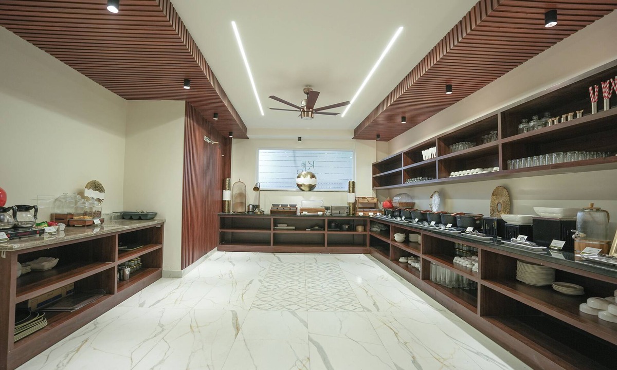 Greater Noida Hotel | Kaashvi Residency - Managed by Atithi House