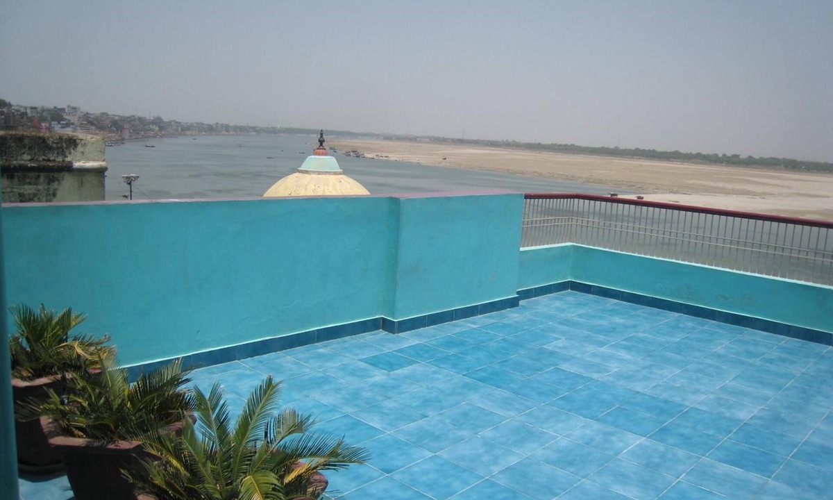 Varanasi Bed & Breakfast | Kedareswar Bed and Breakfast